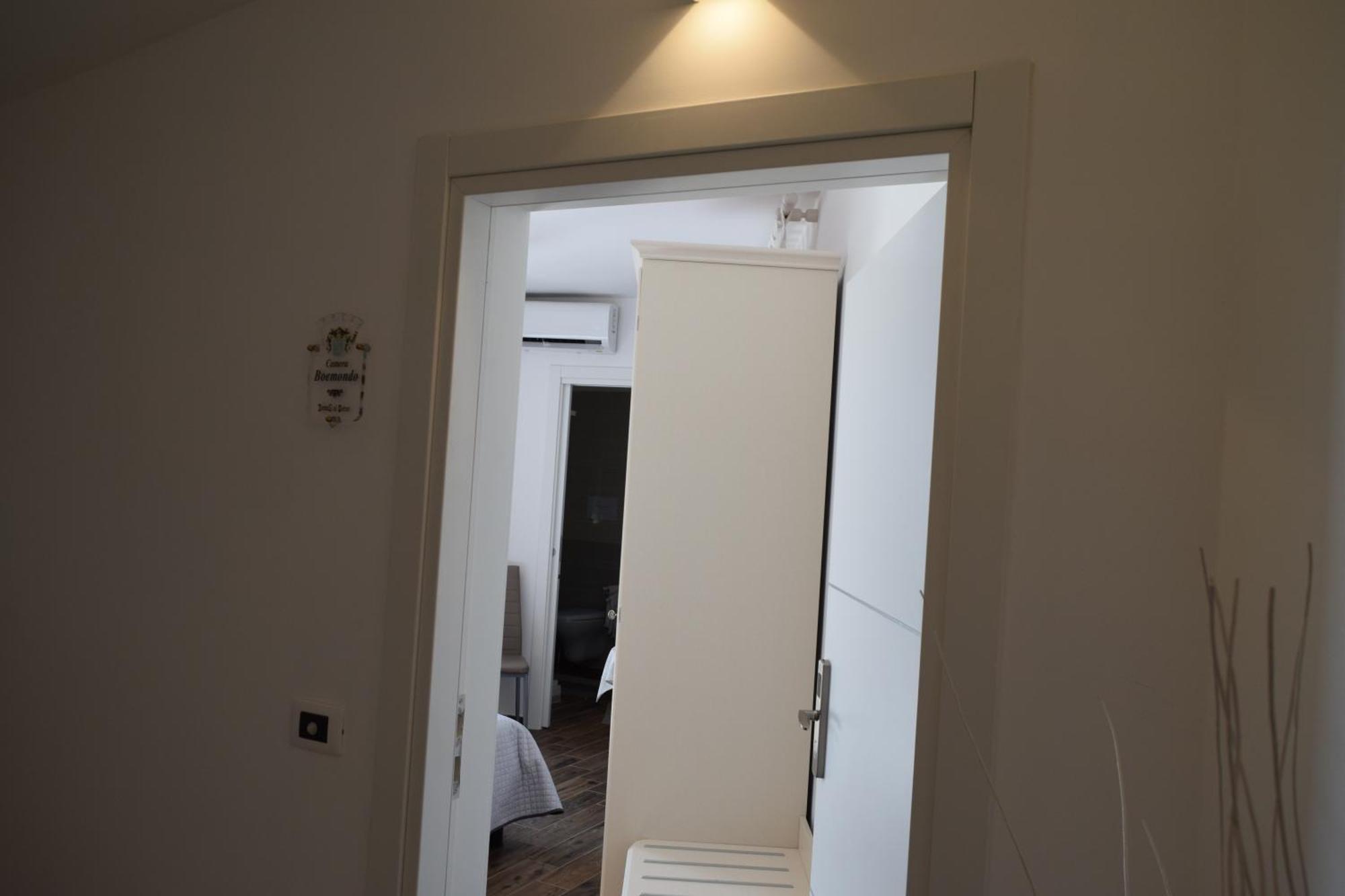 Domus Al Corso Con Servizio B&B Canosa di Puglia Eksteriør billede