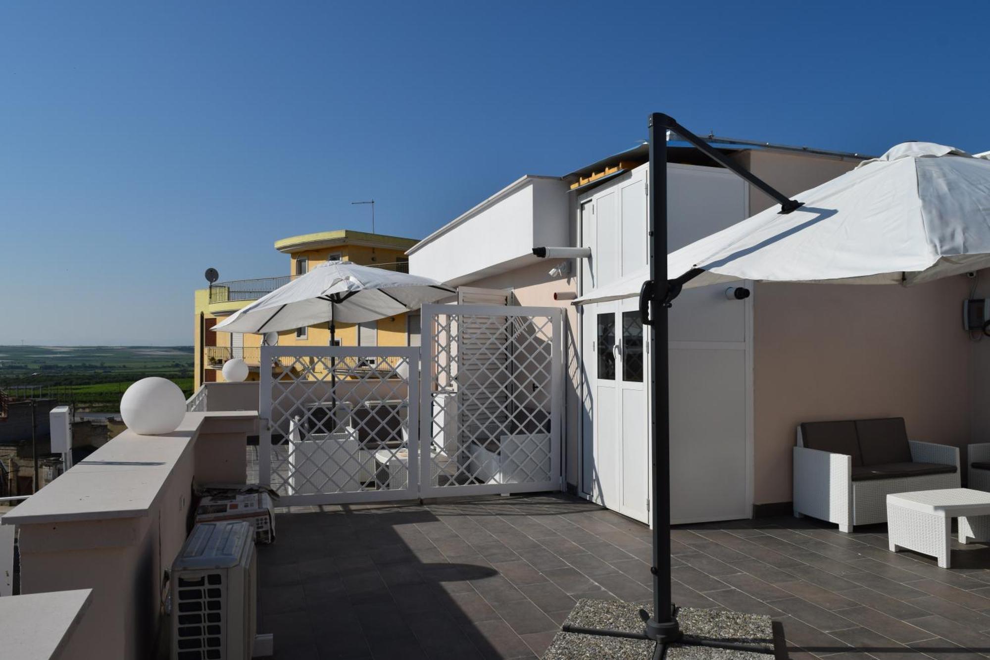 Domus Al Corso Con Servizio B&B Canosa di Puglia Eksteriør billede
