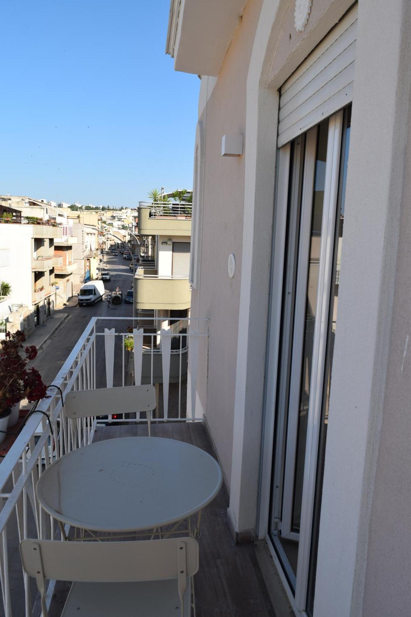 Domus Al Corso Con Servizio B&B Canosa di Puglia Eksteriør billede