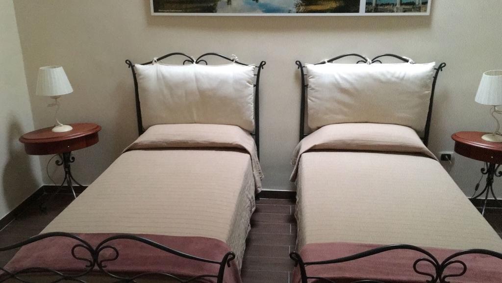 Domus Al Corso Con Servizio B&B Canosa di Puglia Eksteriør billede