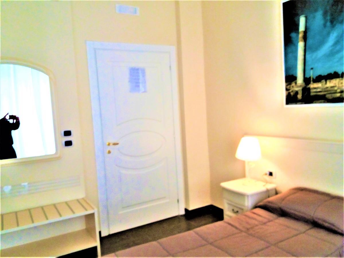 Domus Al Corso Con Servizio B&B Canosa di Puglia Eksteriør billede