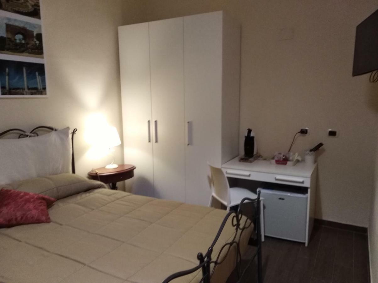 Domus Al Corso Con Servizio B&B Canosa di Puglia Eksteriør billede